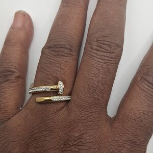 Elegant Gold and Silver Women's Ring